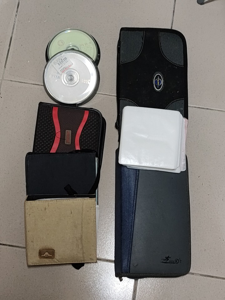 全新光碟片及2手收納本