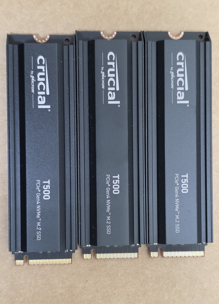 美光 T500 2TB m.2 NVME SSD 含散熱片