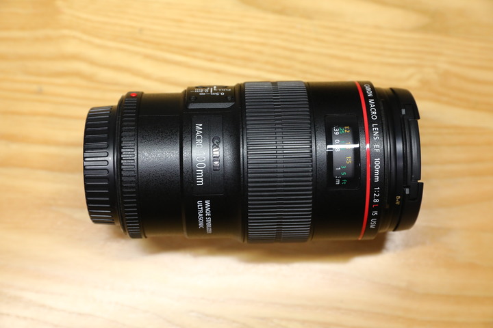 Canon EF 100mm f/2.8L IS（百微L）