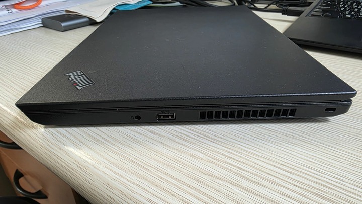 ThinkPad L490
