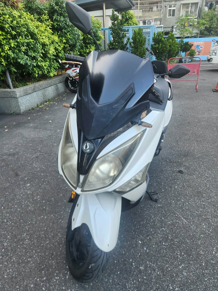 自售2015三陽GTS300i ABS Sport版