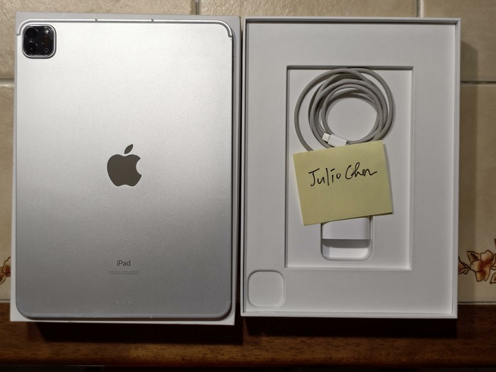 出售 iPad Pro 11吋 M1, 256G, LTE 版