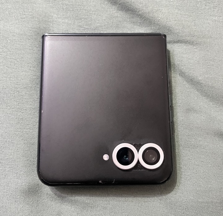 moto razr50u
