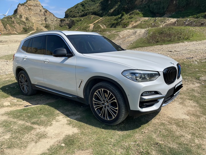 自售-總代理2018白色BMW xDrive30i X3 (G01)