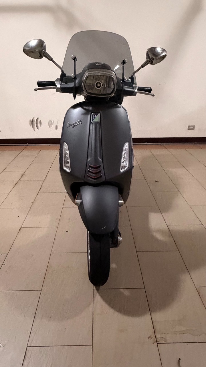 2015 VESPA Sprint 125 ie 鈦鐵消光灰