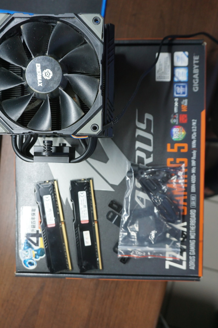 Intel i7-7700K CPU 4.2GHZ+GA-270X-GAME5+M.2 SSD Intel+W11家用