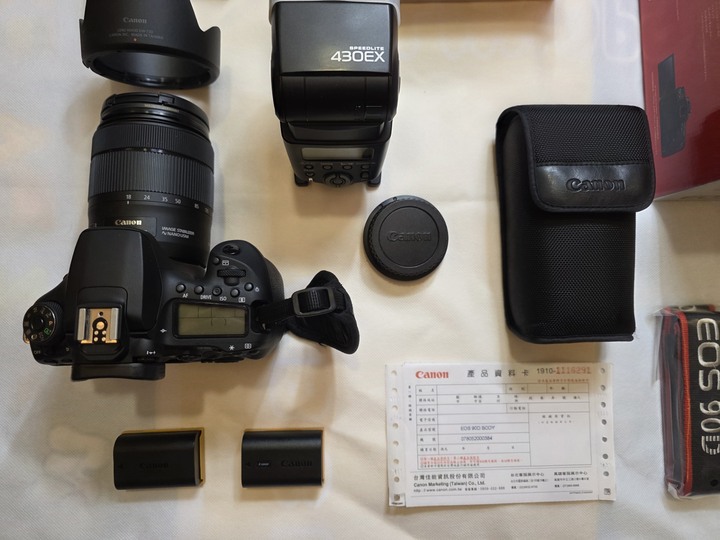售 Canon 公司貨 EOS 90D + EFS 18-135mm Nano USM