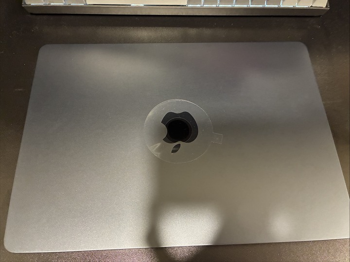 macbook air m2 16g+1t (APPLECARE+ 翻新機)
