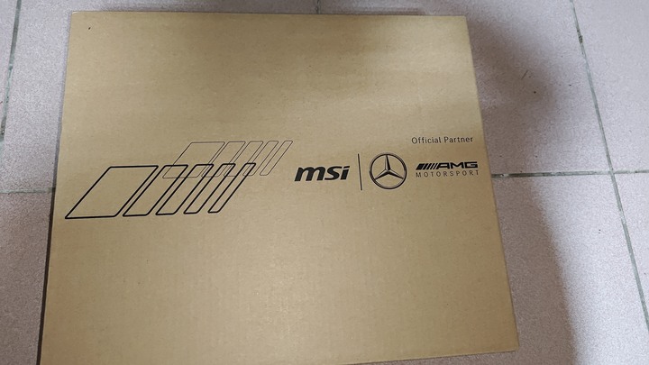 MSI 微星 Stealth A16 MercedesAMG AI+ A3XWGG-025TW