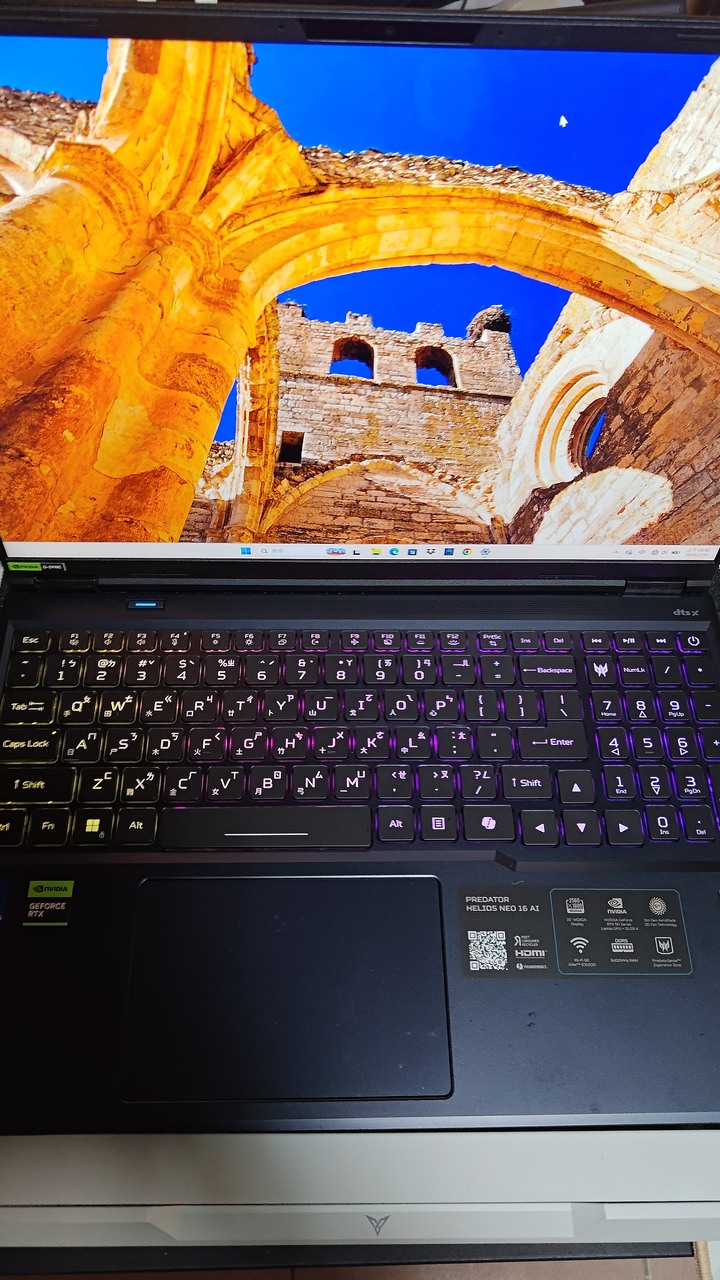 ACER PHN16-73-965Q RTX5070TI 電競筆電
