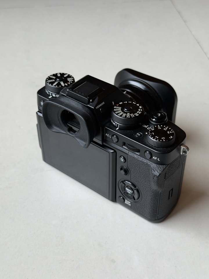 富士 Fujifilm X-T3 公司貨 微單眼相機 全配 XF 18-55mm + XF 35mm F2 R WR 鏡頭 + VG-XT3 原廠電池手把