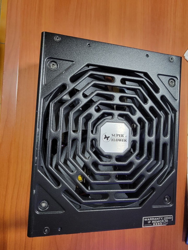 振華 白金 1000W SE 超高效率 電源供應器 全模組
