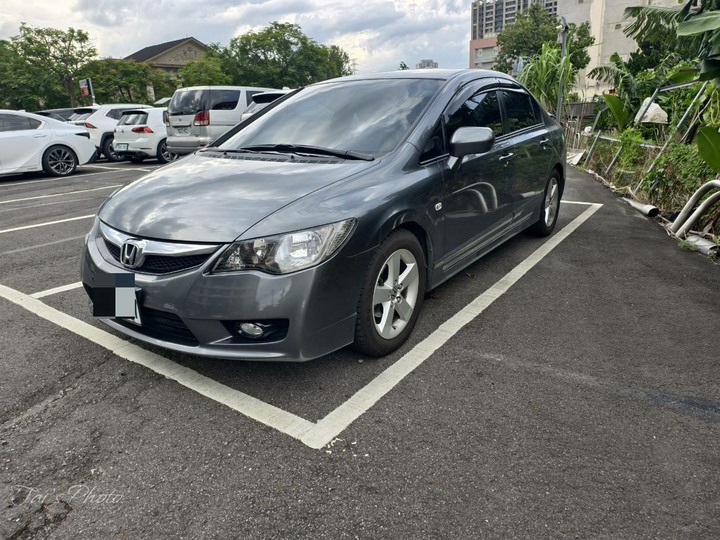 2011年/Civic 1.8Vti 深鈦灰(代售)