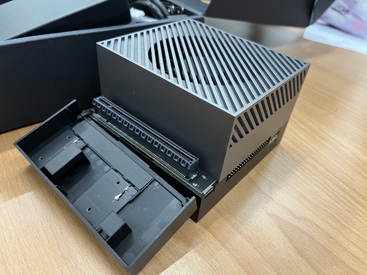 NVIDIA Jetson AGX Orin 開發人員套件(64GB 記憶體)