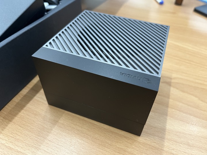NVIDIA Jetson AGX Orin 開發人員套件(64GB 記憶體)