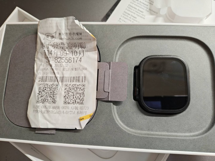 Apple Watch Ultra 3 LTE插卡版 GPS 49mm 三代蘋果手錶大螢幕手錶 保固到2026/10/4,9成五新 賣19000