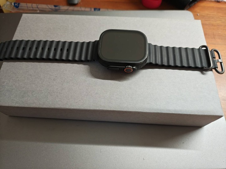 Apple Watch Ultra 3 LTE插卡版 GPS 49mm 三代蘋果手錶大螢幕手錶 保固到2026/10/4,9成五新 賣19000