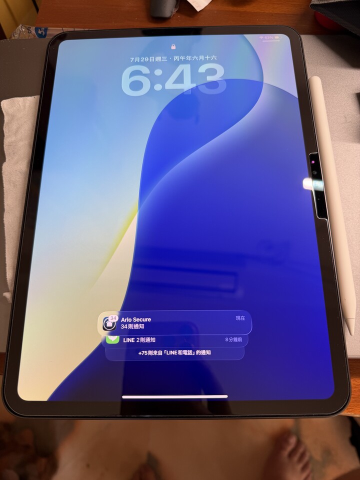 Apple iPad Pro 11 吋 M４ Wi-Fi 256G 太空黑 保固到2026//10/24 幾乎全新很少使用有貼玻璃保護貼 原價32000 賣24000