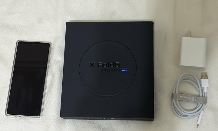 陸版vivo X Fold5 (12G/256G) 手機（面交20000就賣.但拜託請看內容說明）