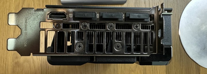 售ASUS 顯卡 RTX4060 8GB 。(原廠保固中）