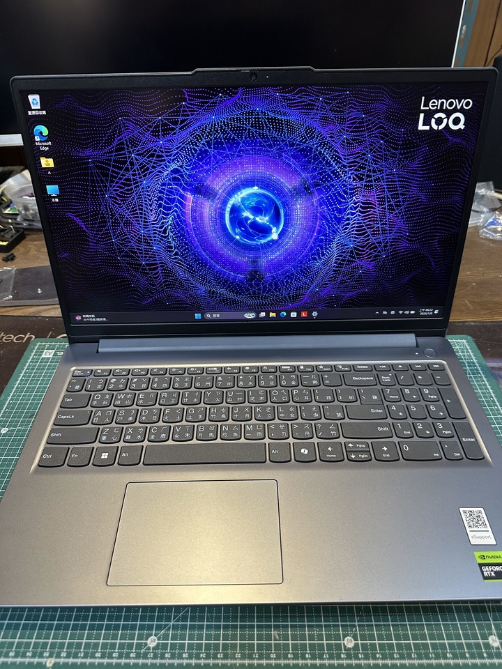 售近全新Lenovo 筆電i5-12450HX/RTX3050 6G/DDR5 16G。