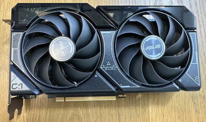 售ASUS 顯卡 RTX4060 8GB 。(原廠保固中）