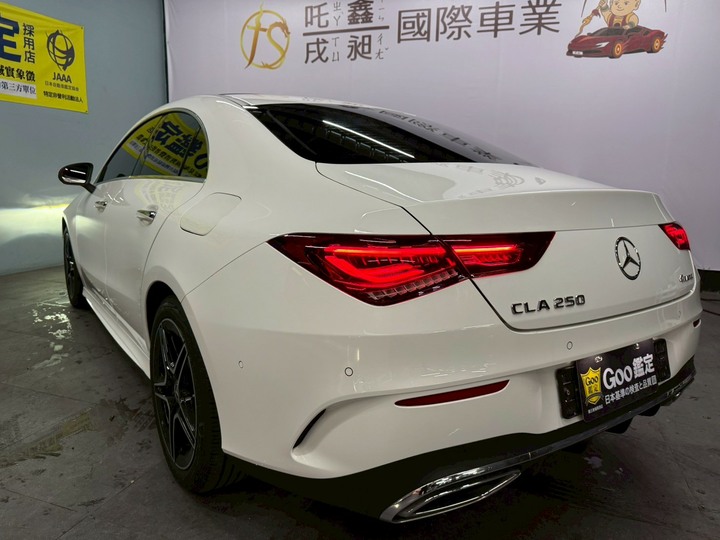 2022 M-Benz CLA250 AMG 4Matic 23P智慧跟車