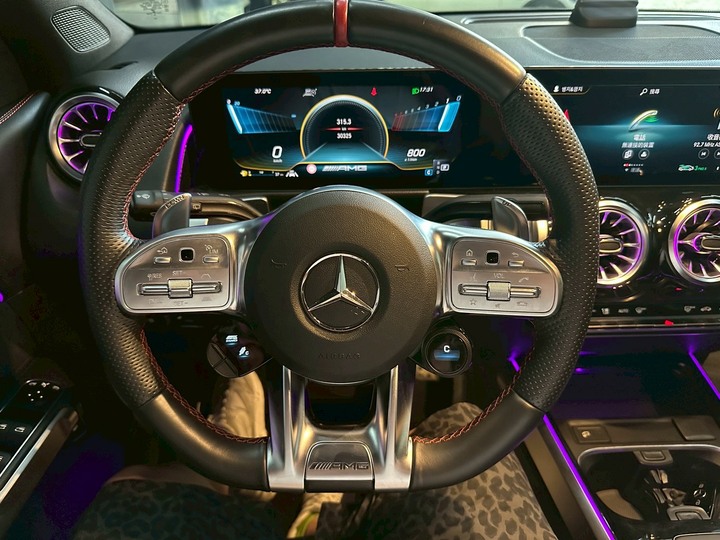 2022 M-Benz GLB35 AMG 4MATIC 韓規未領牌
