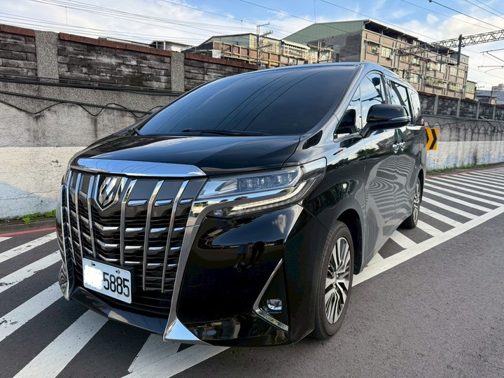 2018 阿法 alphard 3.5 跑少+新價格 閃亮登場????