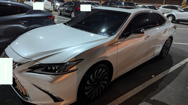[自售]Lexus ES200 豪華版 2023年1月出廠