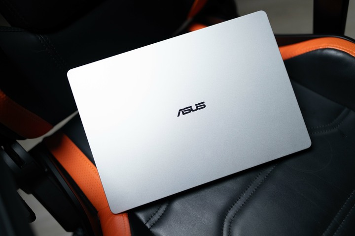 中國版華碩無畏 14SE 2026（Vivobook S14 S3452MA）