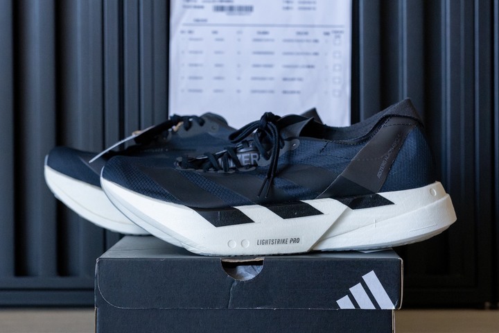 Adidas Pro 4 黑白(JR6369)