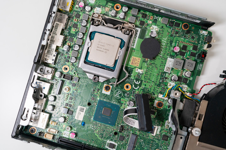 Lenovo M920q