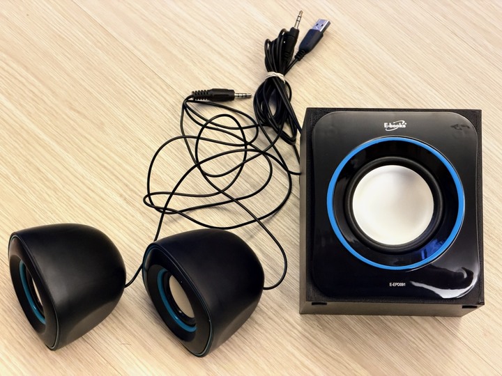E-books D10三件式重低音多媒體喇叭 E-EPD091