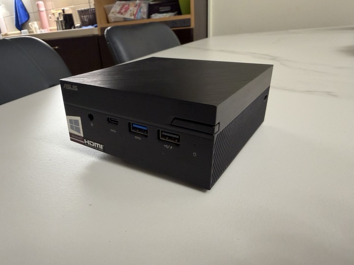 ASUS PN40迷你電腦 二手極新正常