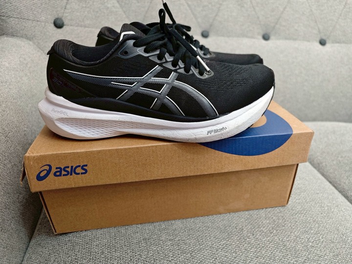 ASICS 亞瑟士 KAYANO 30 女 黑 US7.5 24.5CM 寬楦版