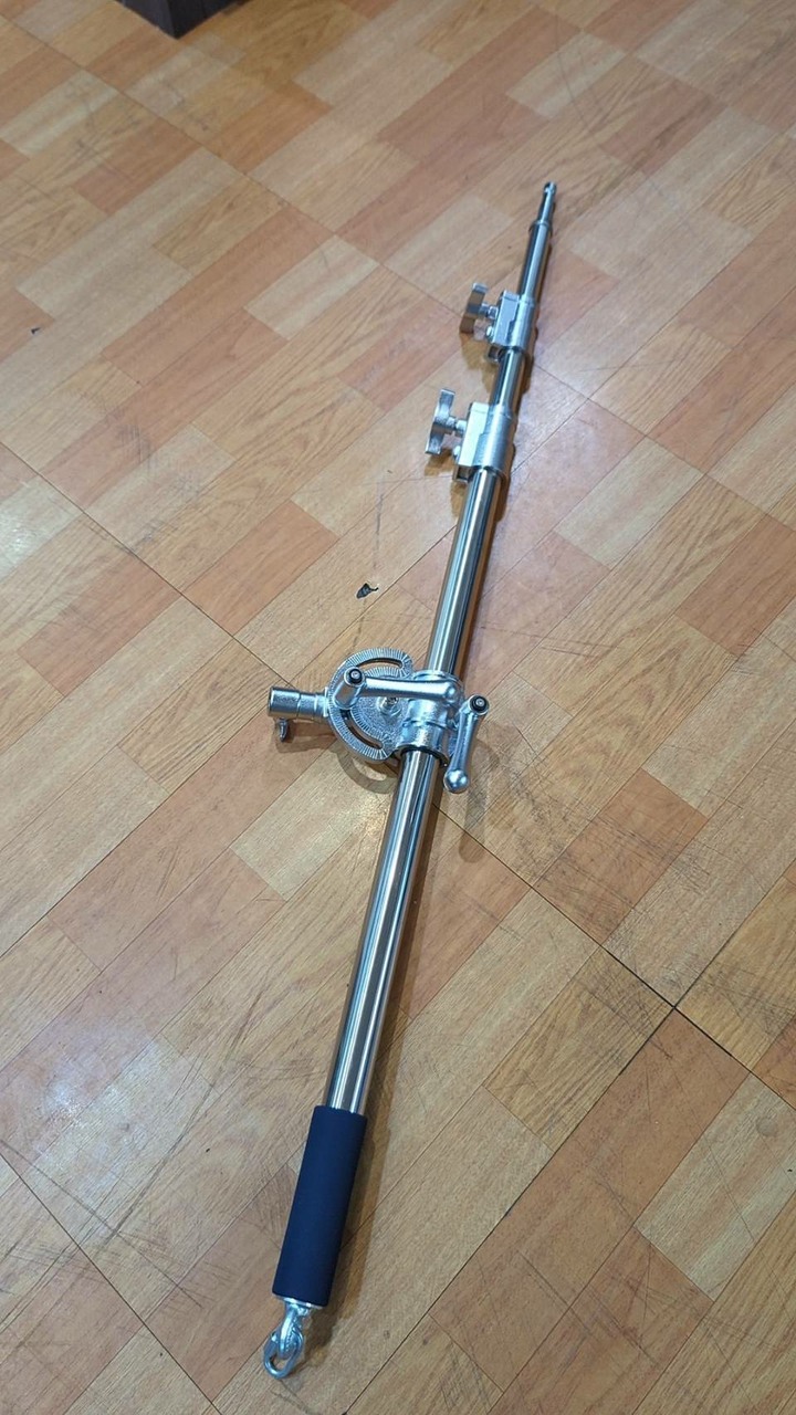 5D4 二手機+一手配件＋棚燈FV150 ........