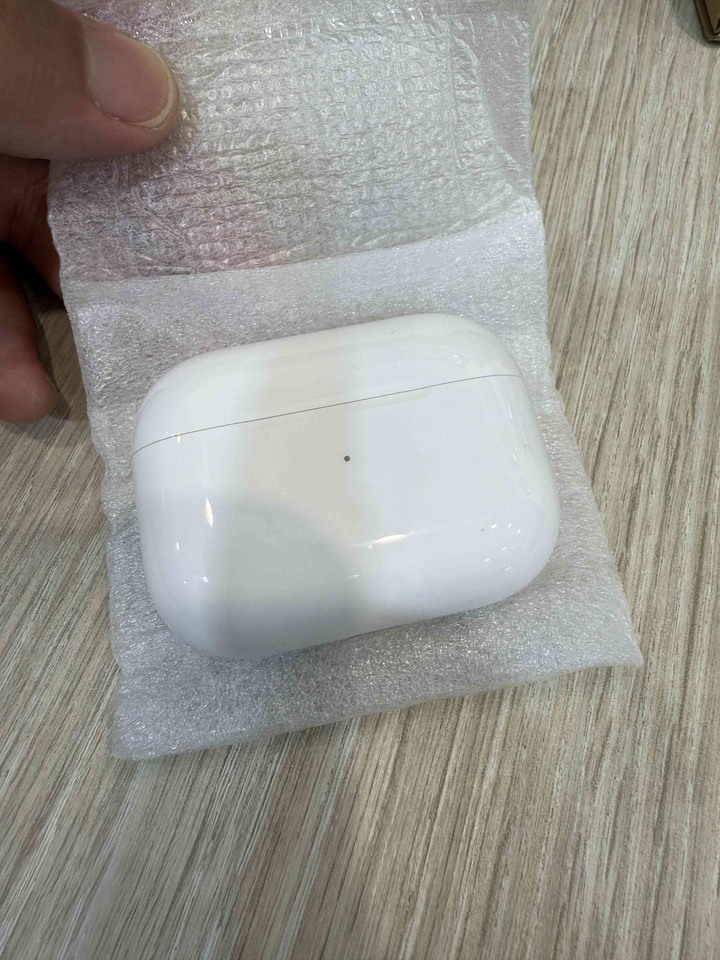 原廠整新品 Apple AirPods Pro2 Lightning版 全新未使用 只要4680 !!!