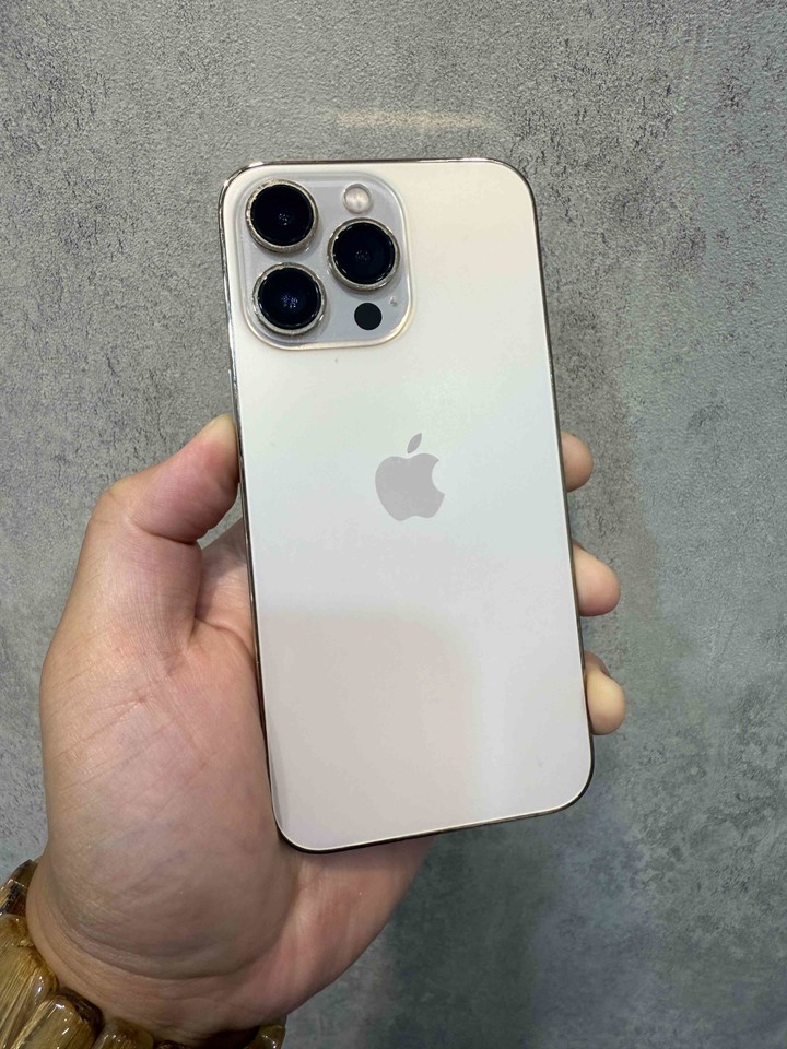 iPhone13Pro 256G 金色 無傷 只要12800 !!!