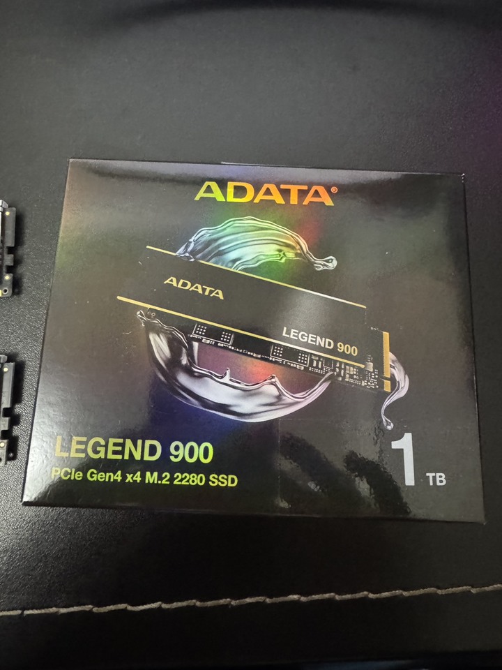ADATA LEGEND 900 1TB PCIe Gen4 SSD