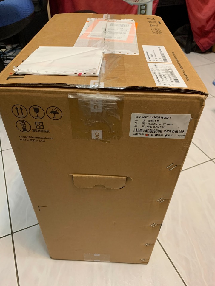 Lenovo ThinkStation P2 商用工作站，非 DIY 主機，可議