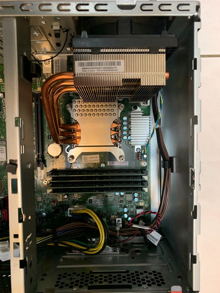 Lenovo ThinkStation P2 商用工作站，非 DIY 主機，可議