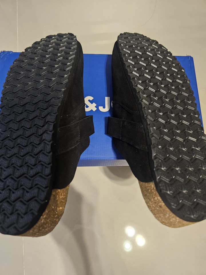 JACK&JONES勃肯鞋
