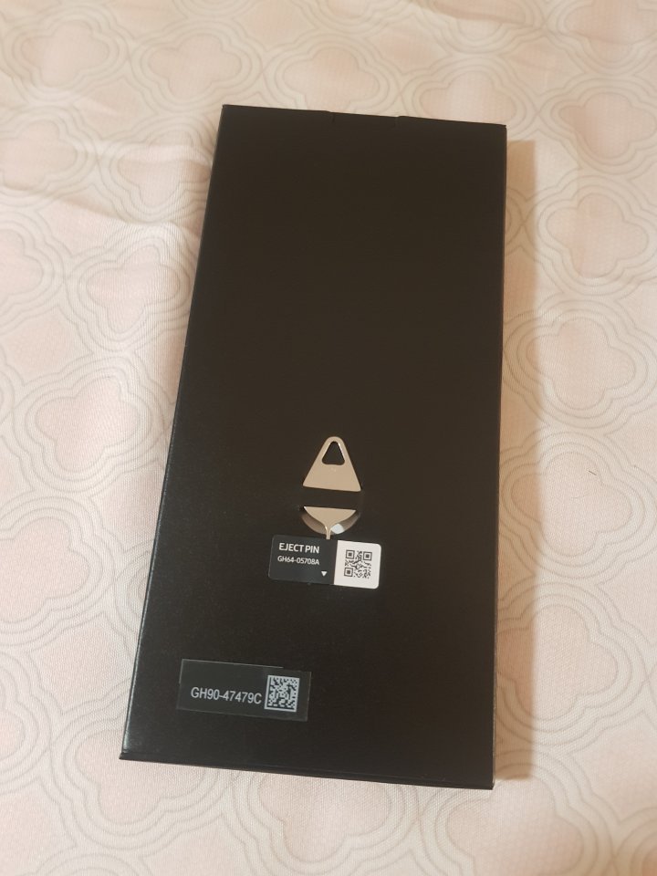 【送無線閃充座，原廠隨拍限定組】Samsung Note8 64G 晶墨黑 兩年原廠保固至2019/11