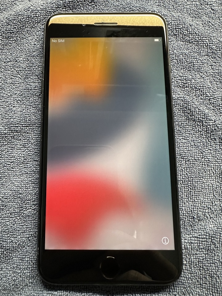 iPhone7 plus 128G 黑