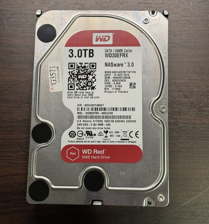 【二手/無壞軌】WD Red 紅標 3TB NAS 專用硬碟 (WD30EFRX) /CMR 垂直寫入 / 健康度良好