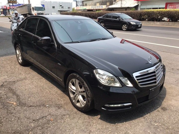 M-Benz W212 E250 CGI Avantgarde