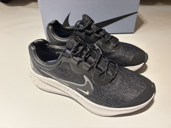NIKE ZOOM WINFLO 8 SHIELD_US 10.5