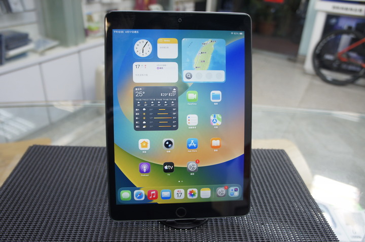 9.5成新 APPLE ipad 9 64GB wifi版 台灣公司貨 黑色