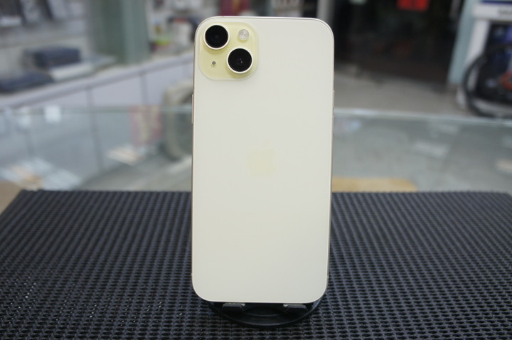 9成新 iphone 15 plus 256GB 台灣公司貨 原廠電池健康85%